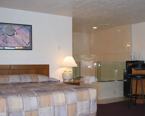 Red Carpet Inn Medford Phòng bức ảnh
