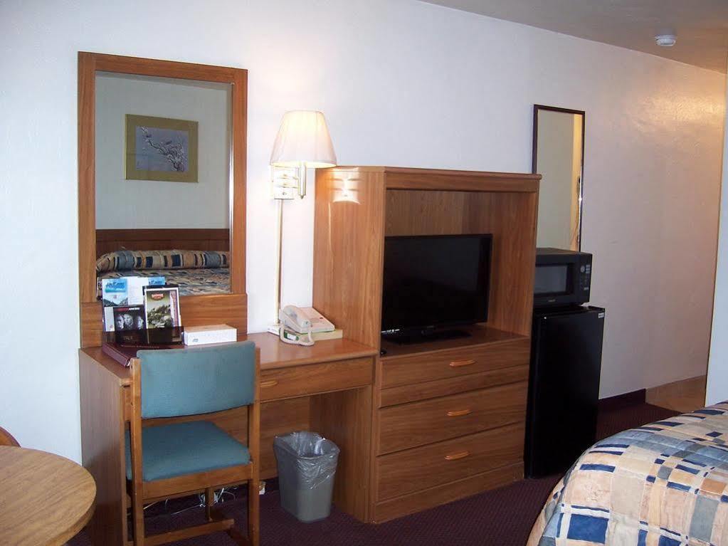 Red Carpet Inn Medford Ngoại thất bức ảnh